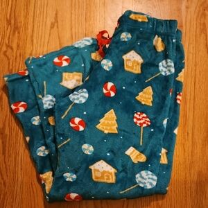 Cozy Kids Pajamas with Festive Print